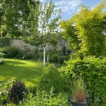 La Maison Des Buis Nocleg ze śniadaniem Falaise (Calvados)