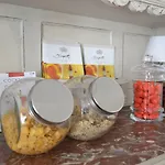 La Maison Des Buis Nocleg ze śniadaniem 3*