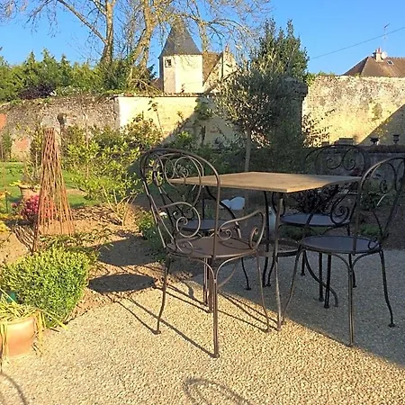 Bed & Breakfast La Maison Des Buis Falaise (Calvados)