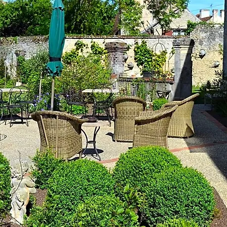 Bed & Breakfast La Maison Des Buis Falaise (Calvados)