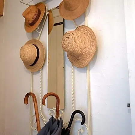 לינה וארוחת בוקר La Maison Des Buis