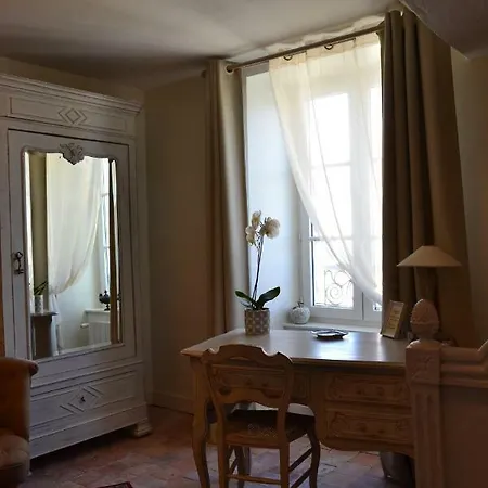 La Maison Des Buis 3* פאלז