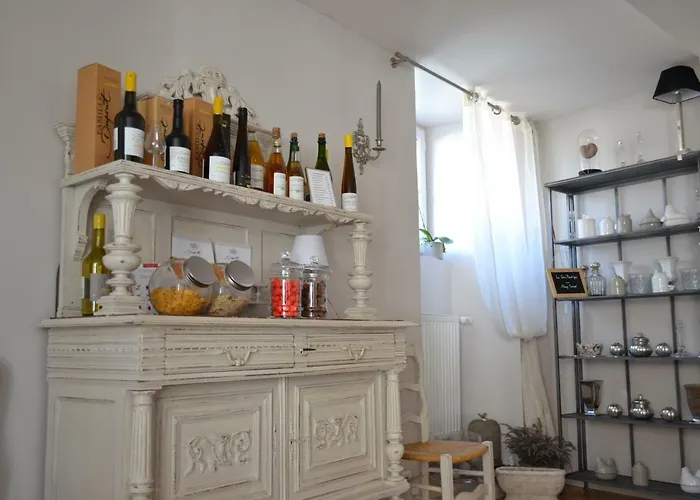 La Maison Des Buis לינה וארוחת בוקר פאלז