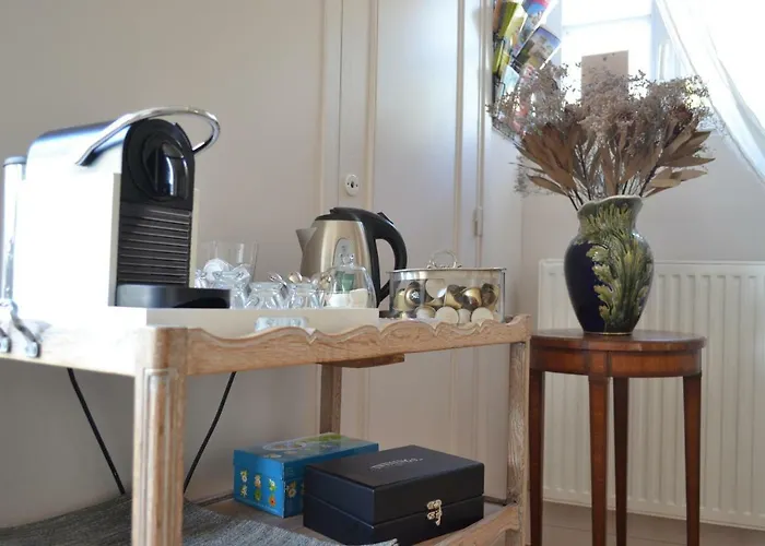 La Maison Des Buis לינה וארוחת בוקר