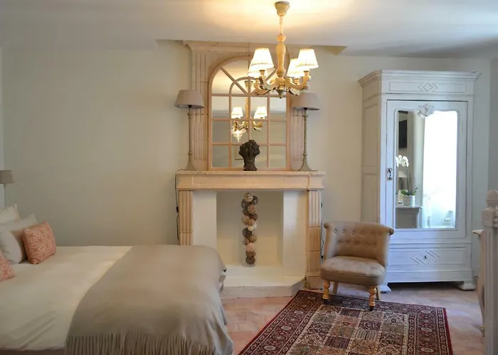 La Maison Des Buis 3* פאלז