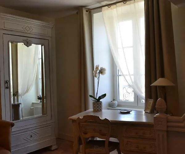 La Maison Des Buis 3* פאלז