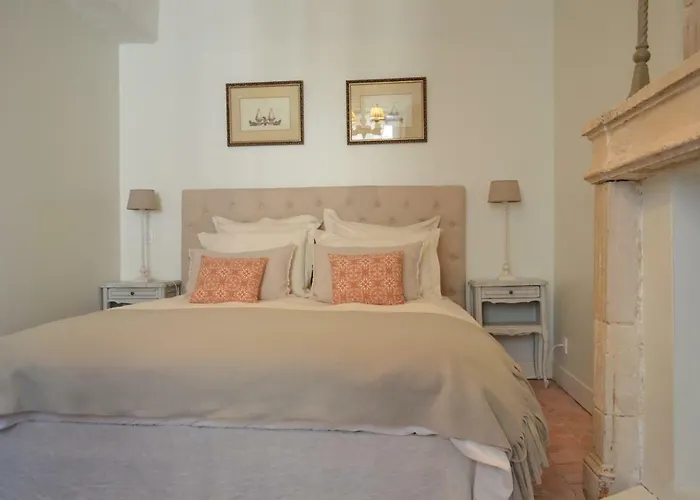 לינה וארוחת בוקר La Maison Des Buis פאלז